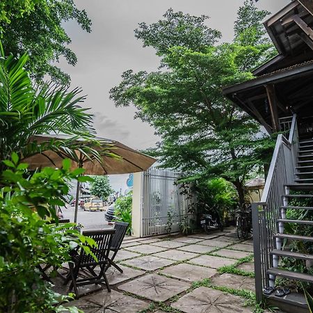 Makk Hotel Kampot Exterior photo