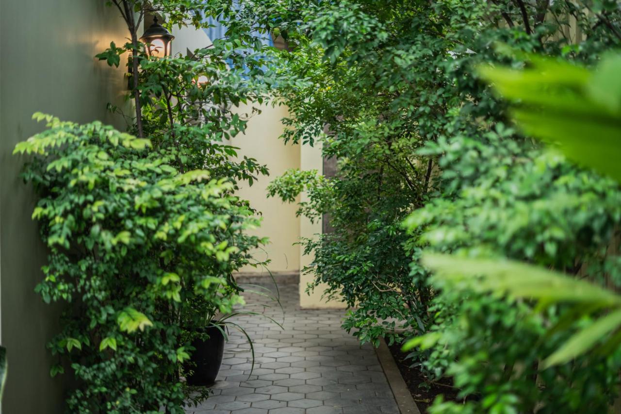 Makk Hotel Kampot Exterior photo